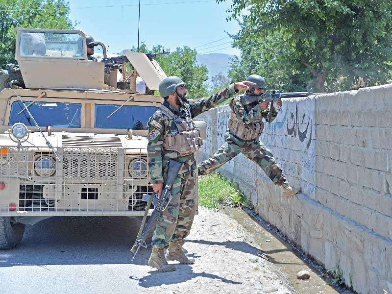 اشتبك الجيش الأفغاني مع مقاتلي «طالبان» 