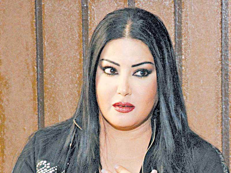 الفنانة سمية الخشاب
