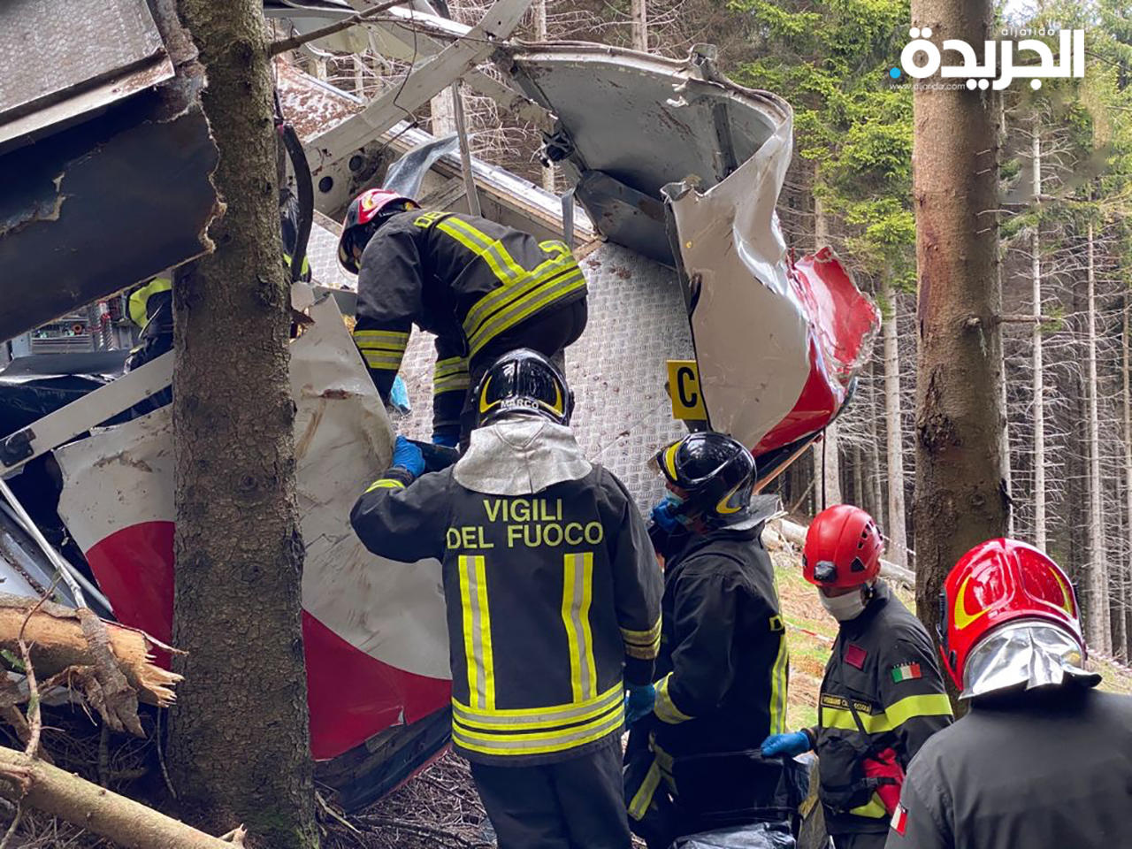 احتجاز ثلاثة أشخاص بعد حادث التلفريك في إيطاليا