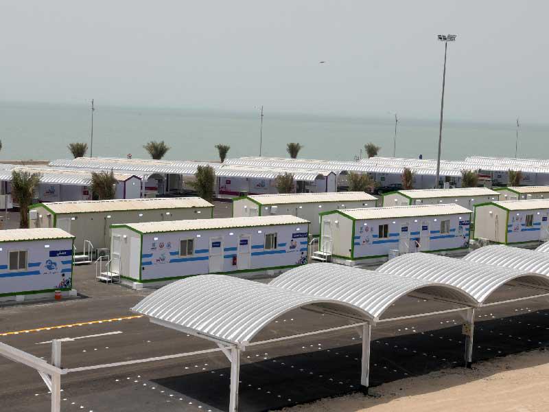 جانب من مركز التطعيم بالمركبات بجسر الشيخ جابر   (تصوير: ميلاد غالي)