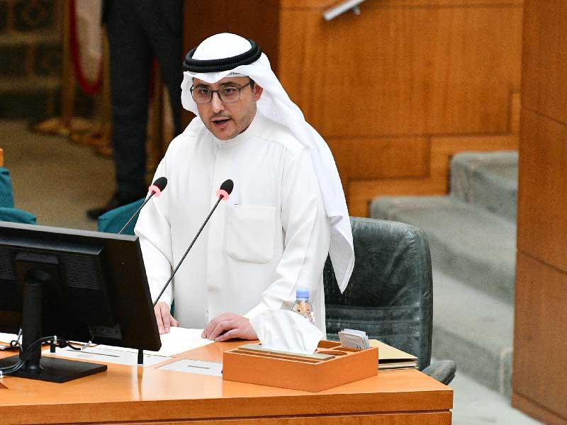 الناصر متحدثاً أمام المجلس في قضية القدس