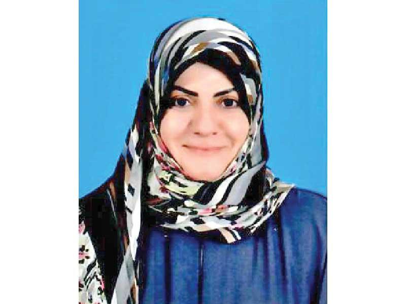  مراقب الخرائط والمخططات في قطاع المساحة في بلدية الكويت هدى الدابي