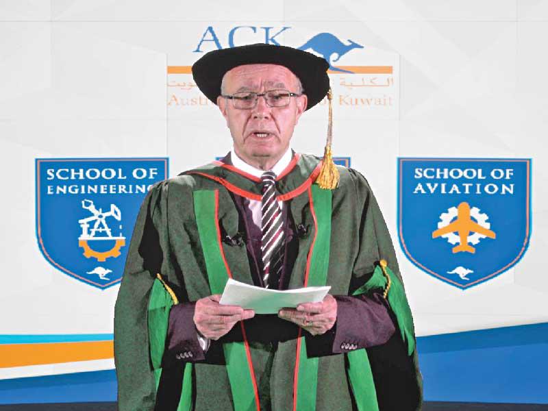 رئيس الكلية  د. عصام زعبلاوي