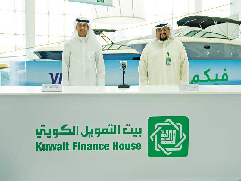 طلال العربيد (يمين) وخالد الشملان