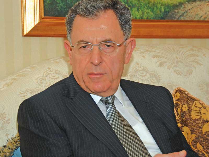  رئيس الحكومة اللبناني الأسبق فؤاد السنيورة 