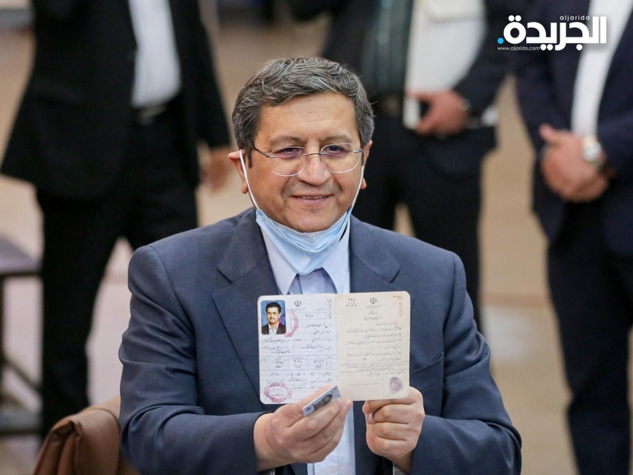 محافظ البنك المركزي عبد الناصر همتي