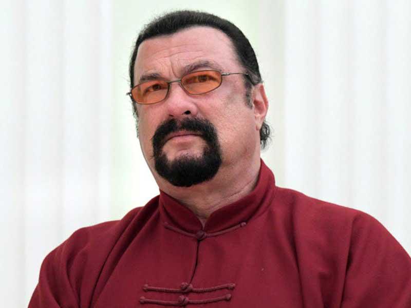 الممثل الأميركي ستيفن سيغال