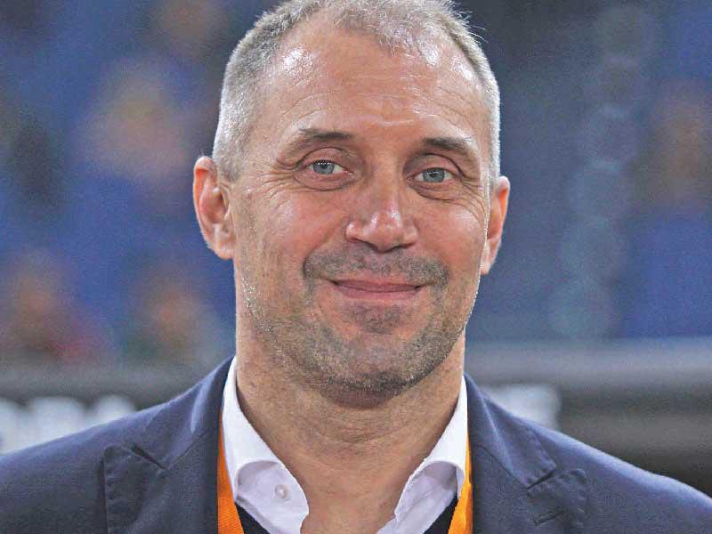 المدرب السلوفاكي رومان بيفارينك