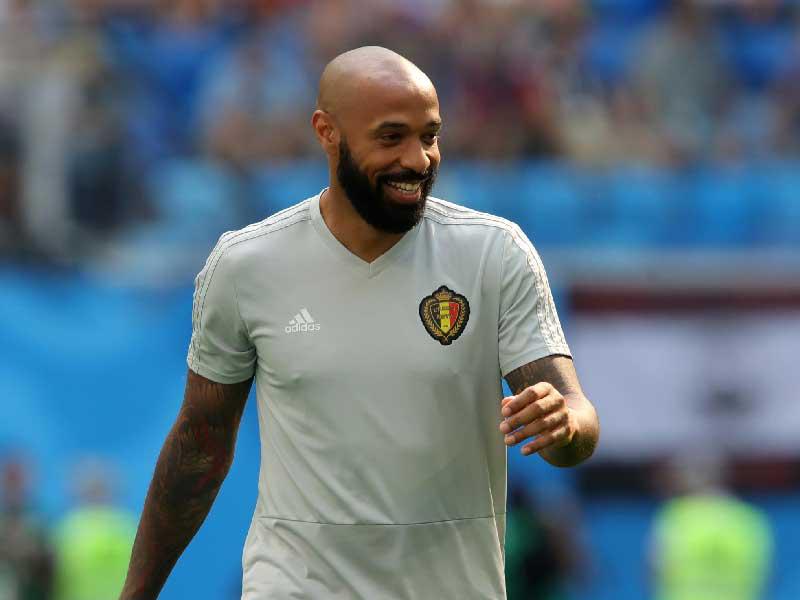  المهاجم الدولي الفرنسي السابق تييري هنري