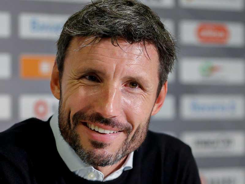 لاعب الوسط الدولي الهولندي السابق مارك فان بومل