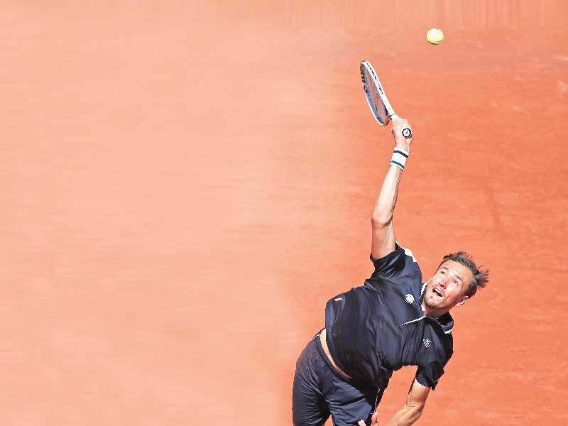 الروسي ميدفيديف