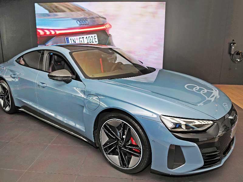 أودي e-tron GTAudi