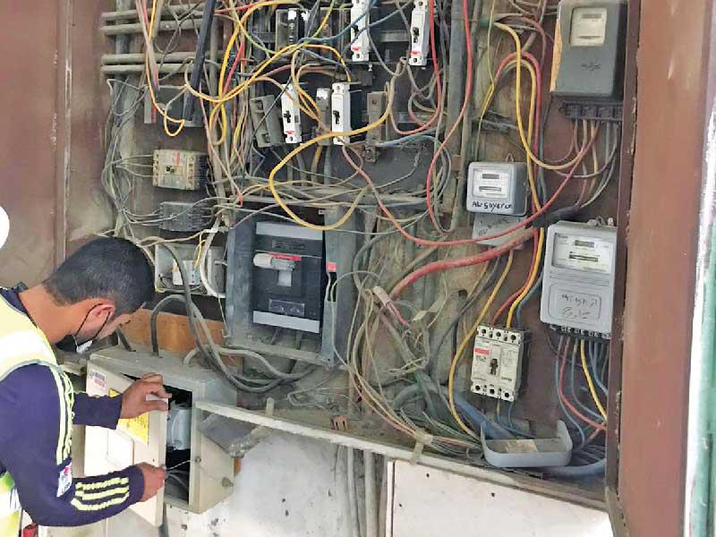 قطع التيار عن بعض القسائم المخالفة