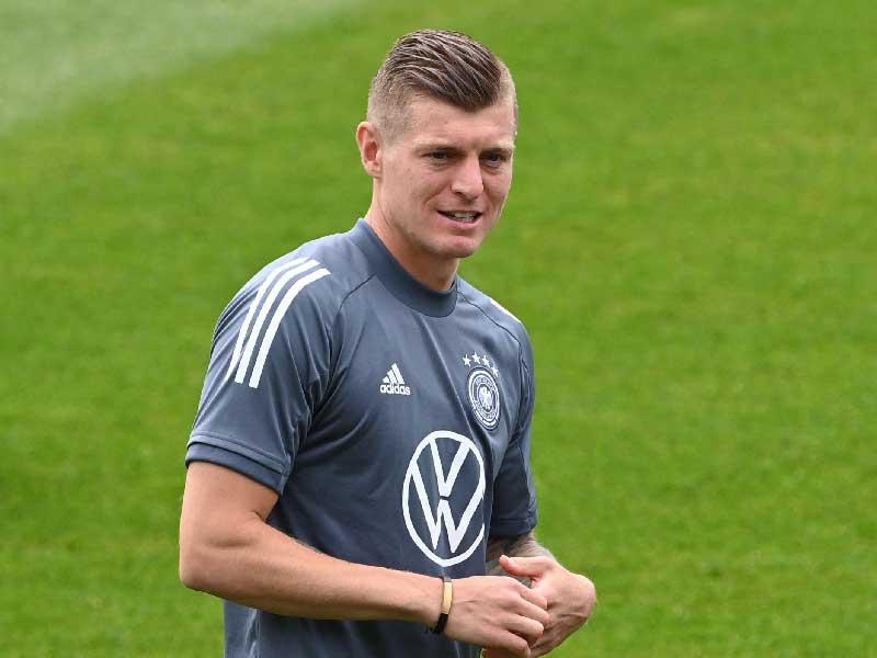 نجم المنتخب الألماني توني كروس 