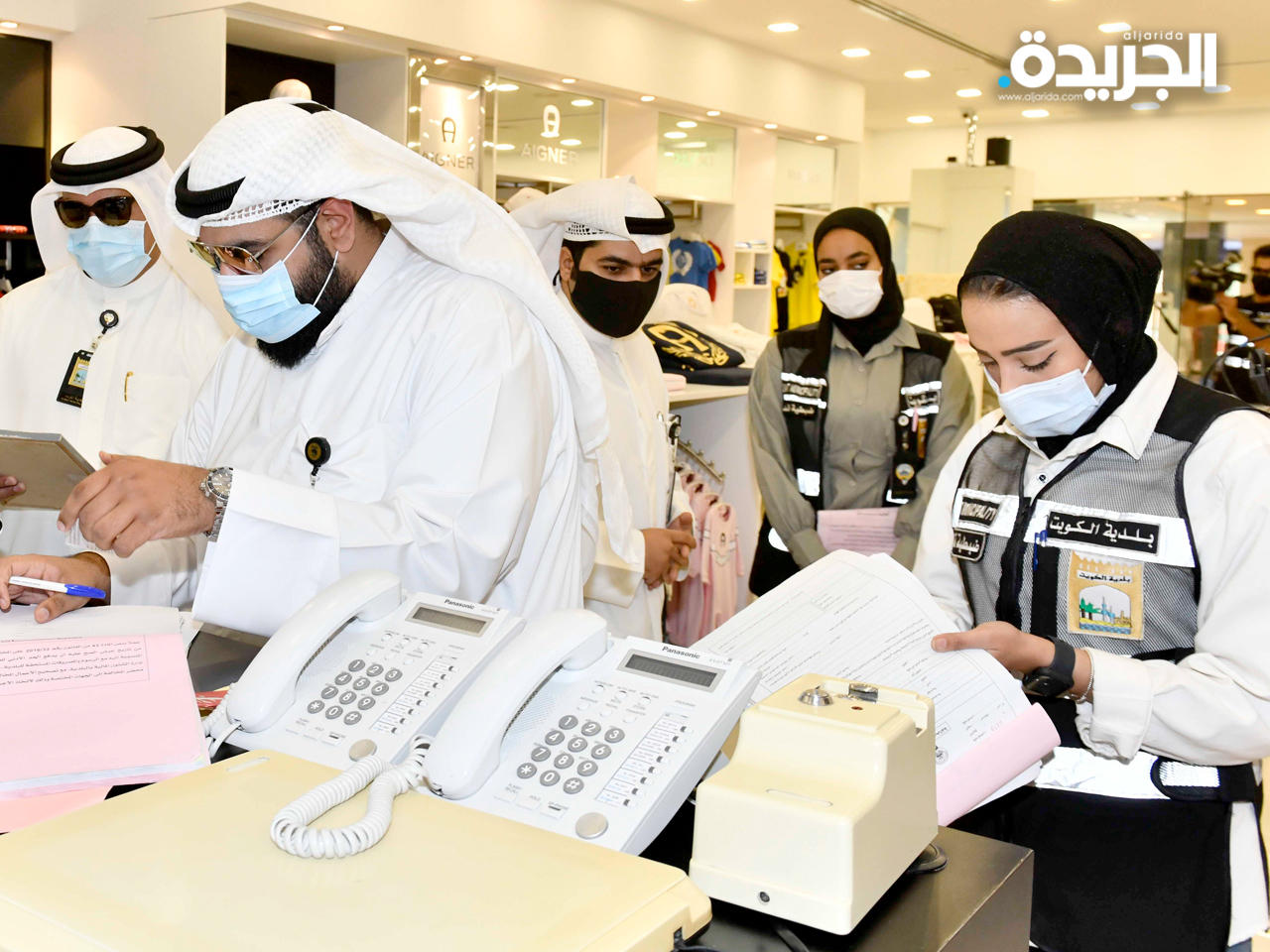 تسجيل إنذار لأحد المحلات