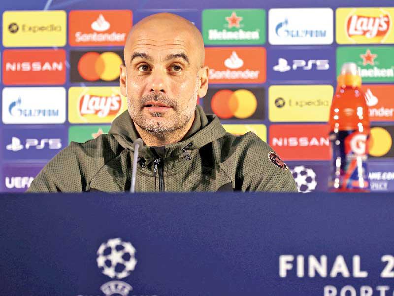 المدير الفني لمانشستر سيتي الإنكليزي  بيب غوارديولا