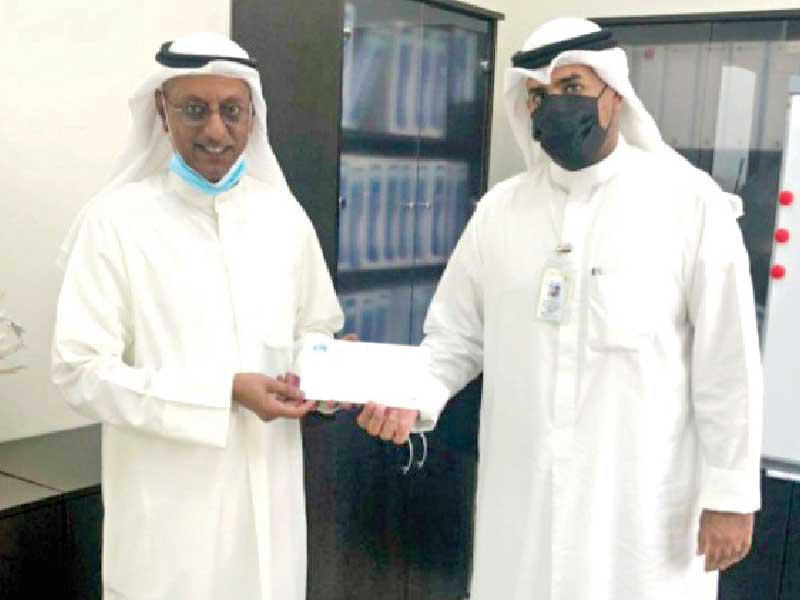  تسليم مستشفى السلام مبلغاً لتغطية علاج مرضى