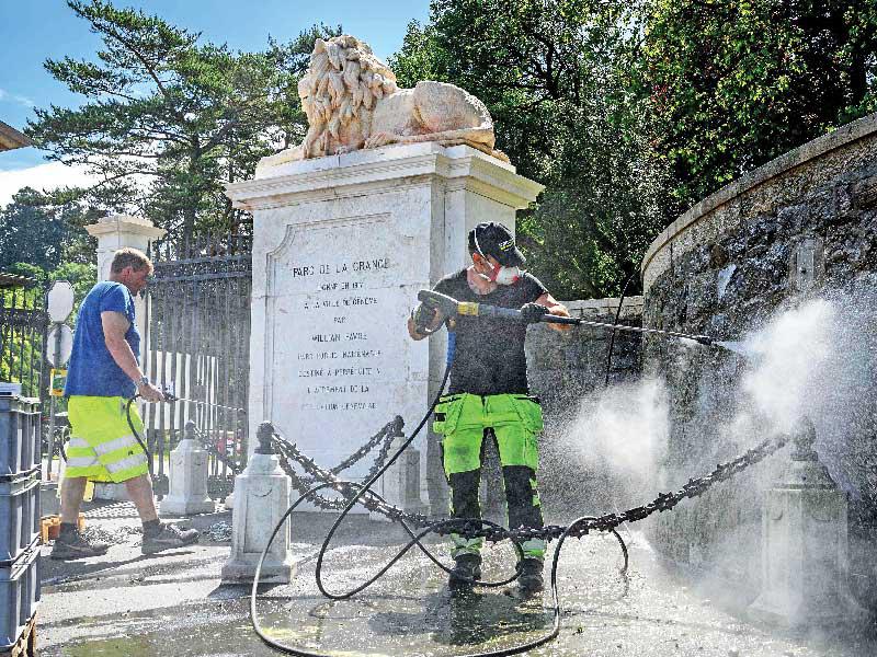 استعدادات في جنيف لاستضافة قمة بايدن وبوتين في 16 الجاري   (أ ف ب)n