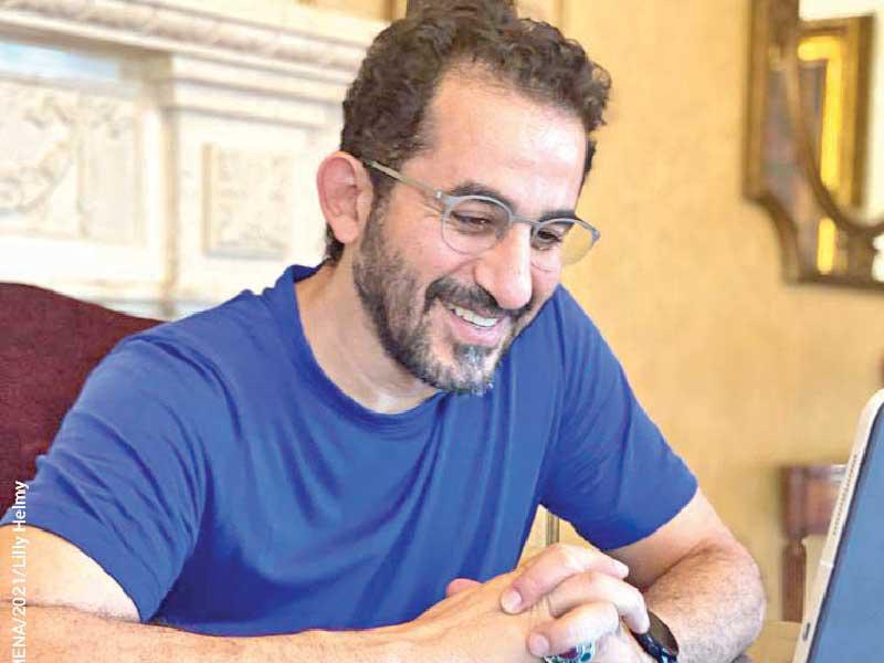 الممثل أحمد حلمي