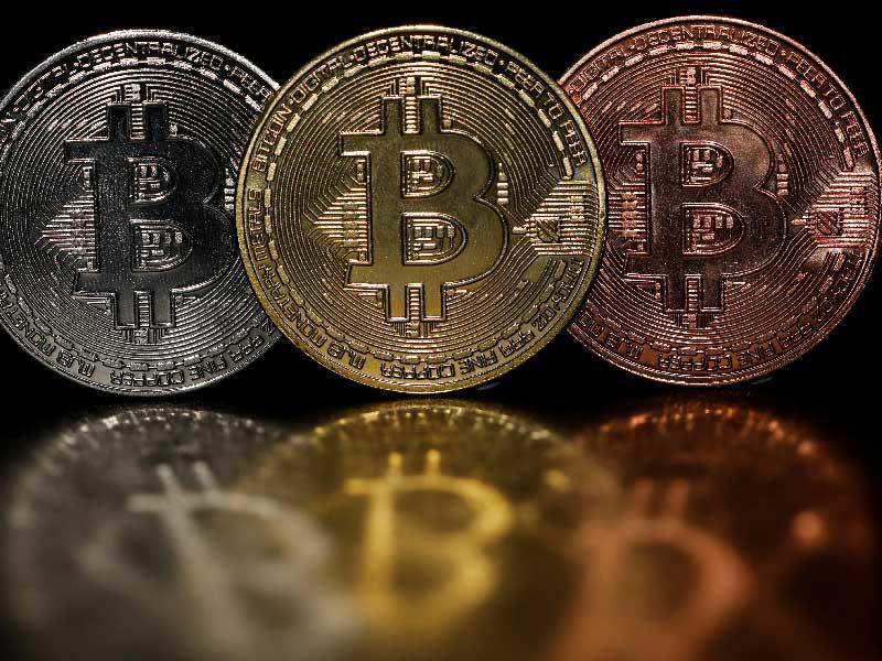 العملة الرقمية بتكوين