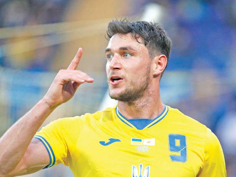 قميص اوكرانياn