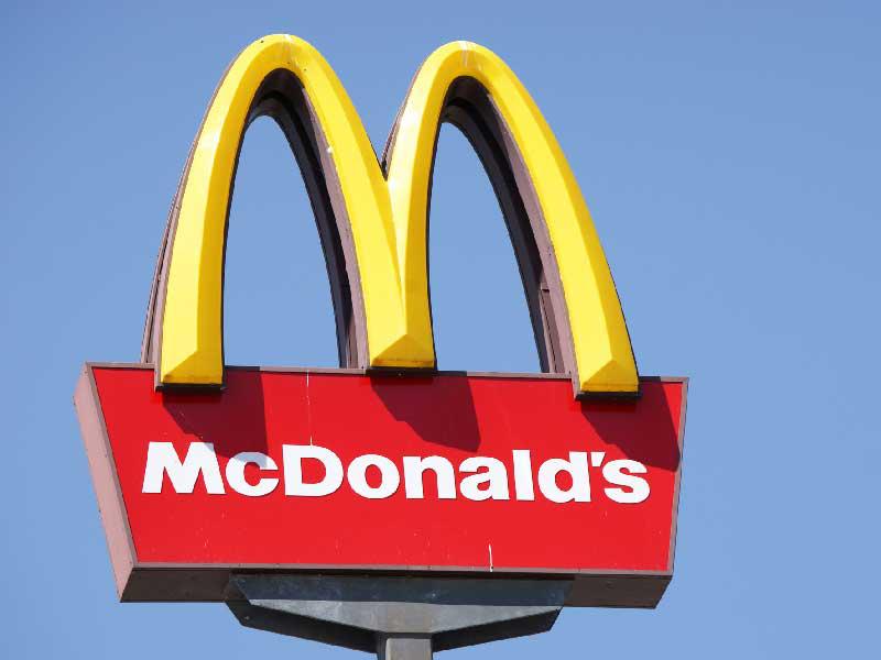 شعار مطعم ماكدونالدز
