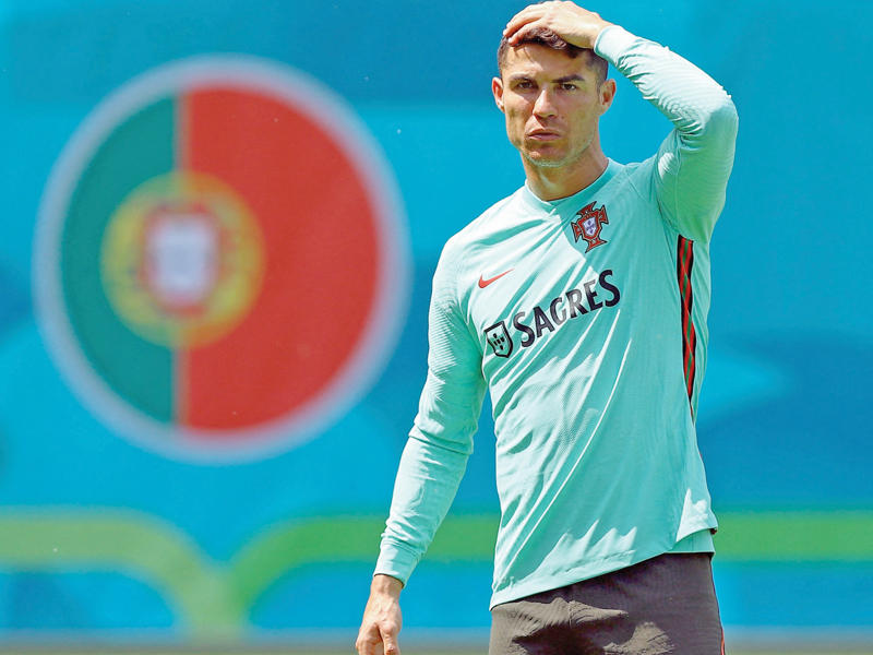 رونالدو نجم البرتغال