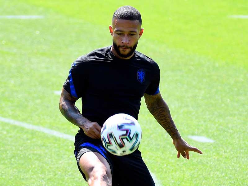 المهاجم الهولندي ممفيس ديباي