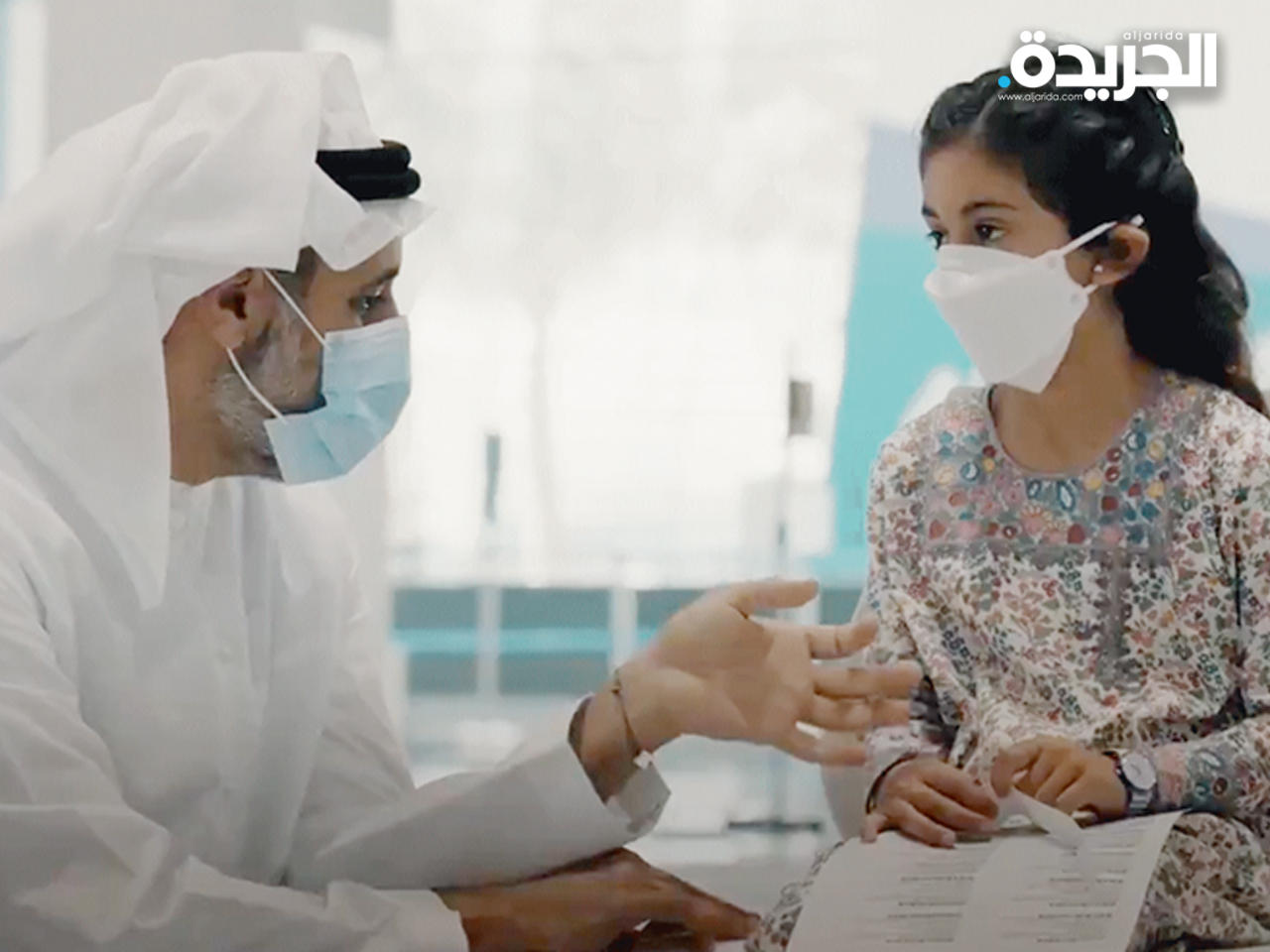 الشيخ ذياب بن محمد مع ابنته