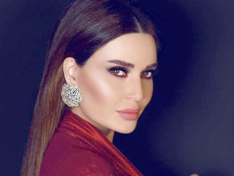 الفنانة سيرين عبدالنور