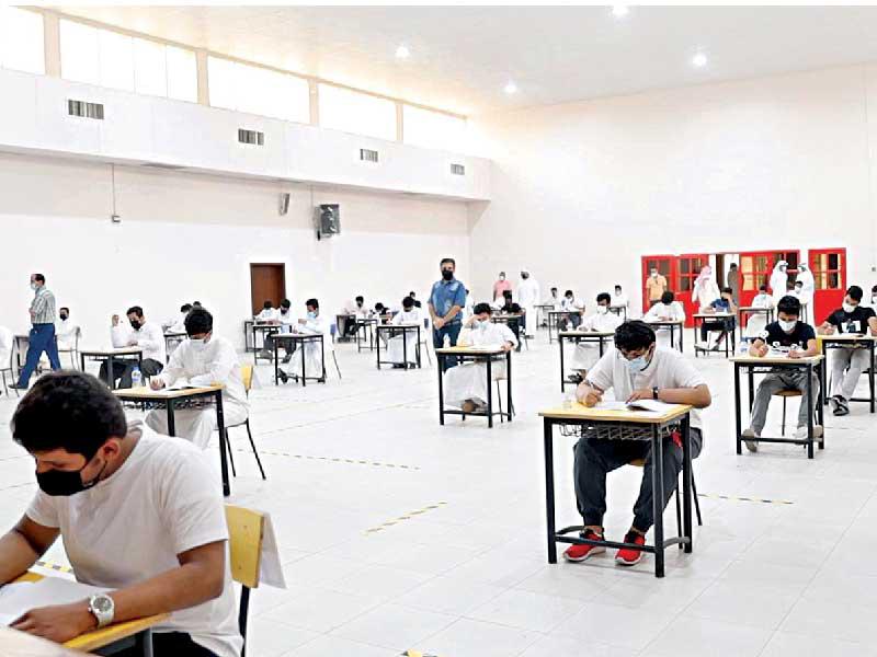 جانب من لجان اختبارات «الثانوية»