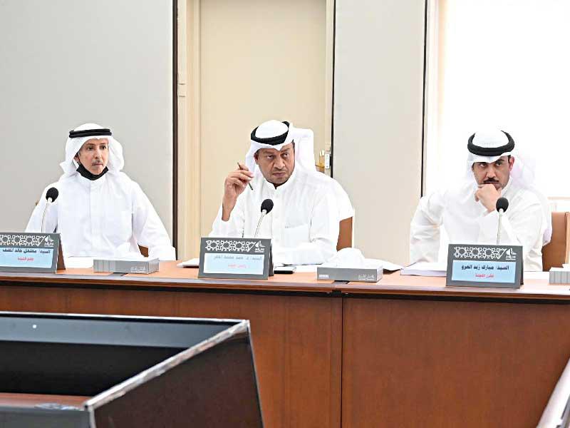 جانب من اجتماع سابق للجنة «البيئة»