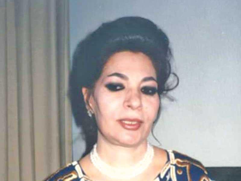 الشاعرة العراقية لميعة عباس عمارة