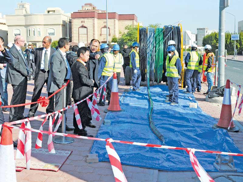 تدشين مشروع للألياف الضوئية