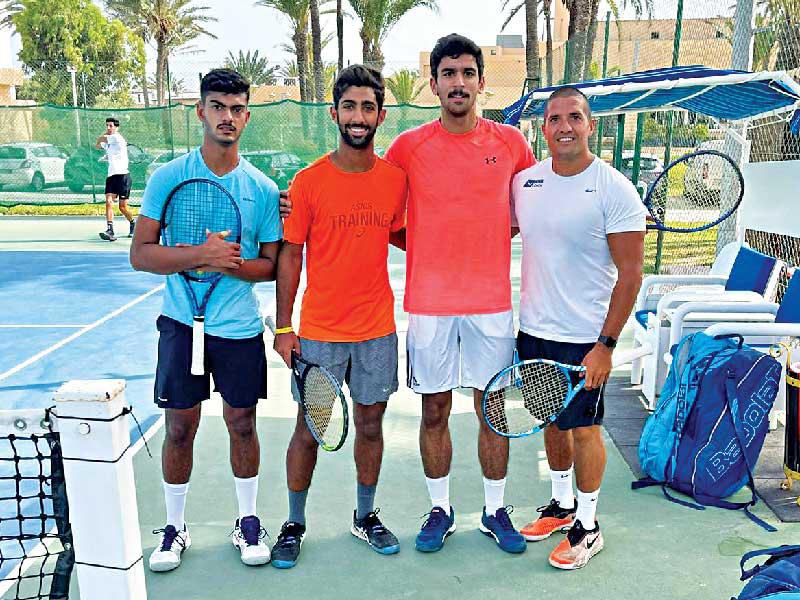 لاعبو منتخب الكويت