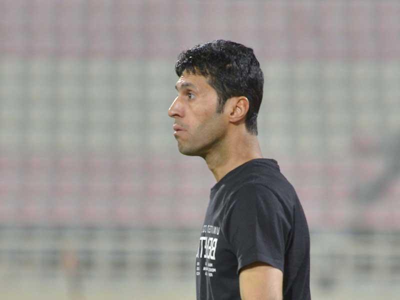 مدرب الفريق الأول لكرة القدم بنادي خيطان هاني الصقر