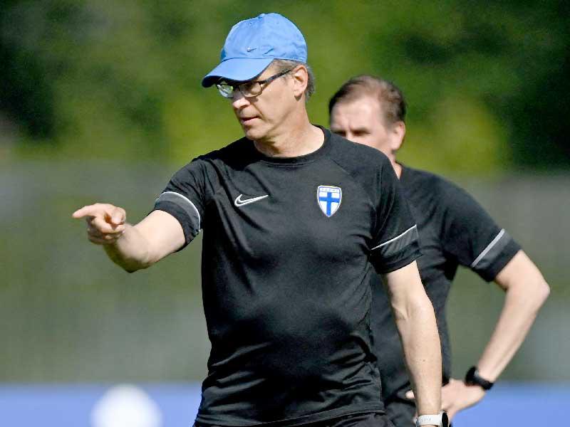 المدير الفني للمنتخب الفنلندي لكرة القدم ماركو كانيرفا