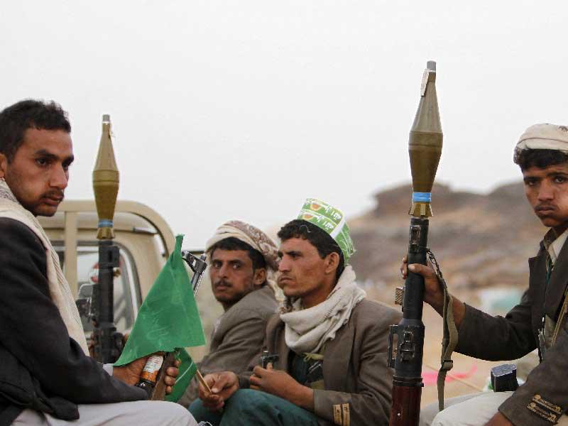 عناصر من أنصار الله الحوثية