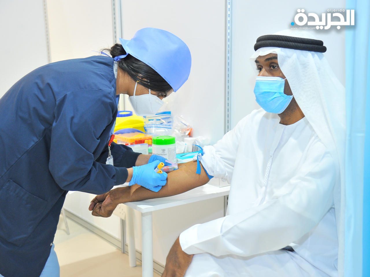 أبوظبي توفر لقاح «كورونا» للسياح