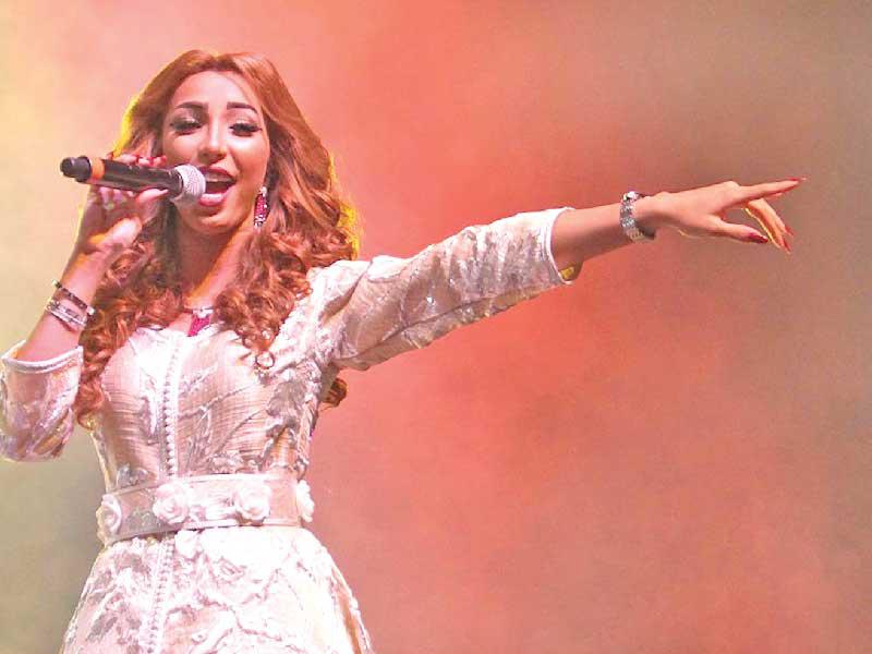 الفنانة المغربية ​دنيا بطمة