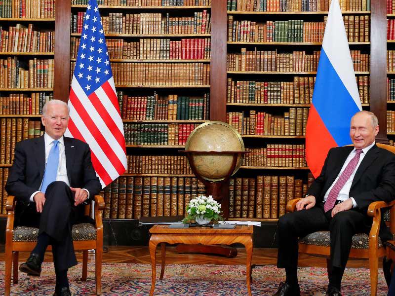 الرئيسين الروسي فلاديمير بوتين و الأميركي جو بايدن في فيينا