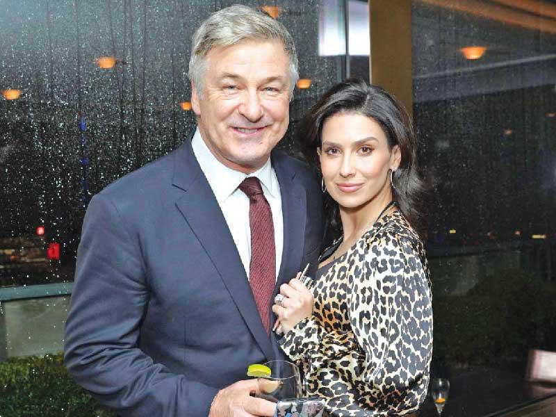 الممثل الأميركي ​أليك بالدوين​ وزوجته ​هيلاريا توماس​