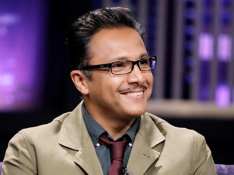 استشاري الأمراض الباطنية والجهاز الهضمي والكبد والسمنة والمناظر في وزارة الصحة د. فهد النجار