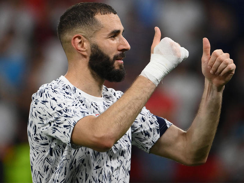  المهاجم كريم بنزيمة