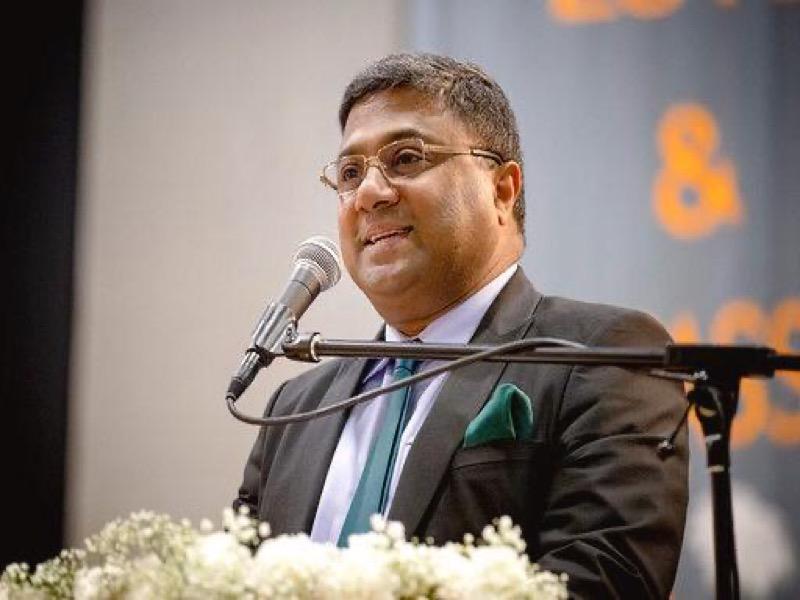 السفير الهندي لدى البلاد تسيبي جورج