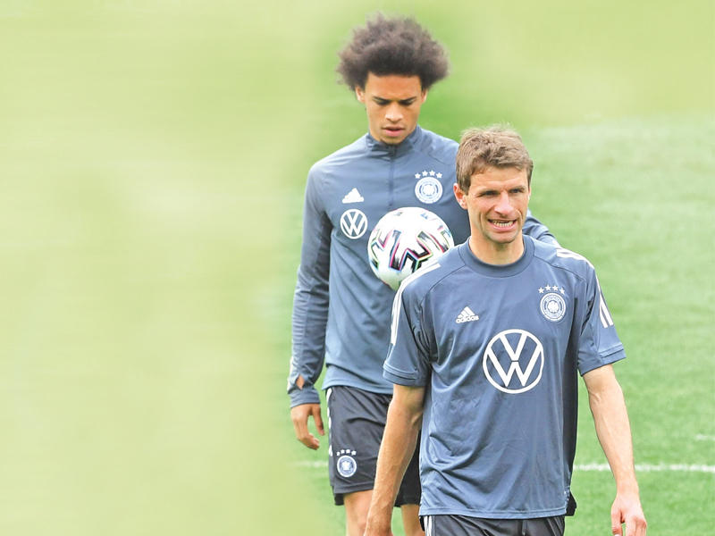 مولر وسانيه خلال التدريبات