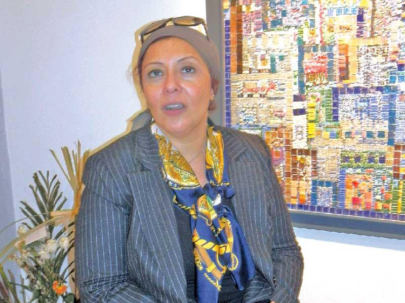 نقيبة الفنانين التشكيليين بمصر، د. صفية القباني