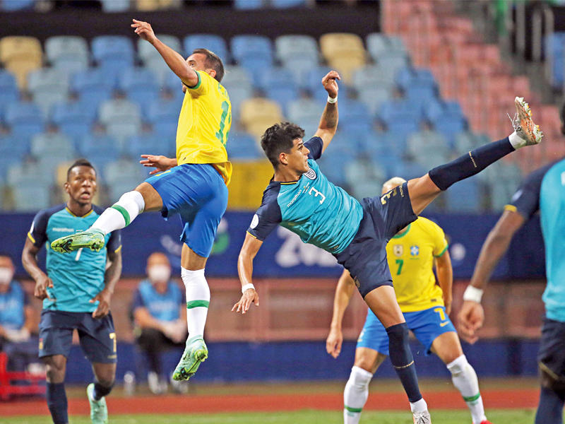 جانب من مباراة الإكوادور والبرازيل
