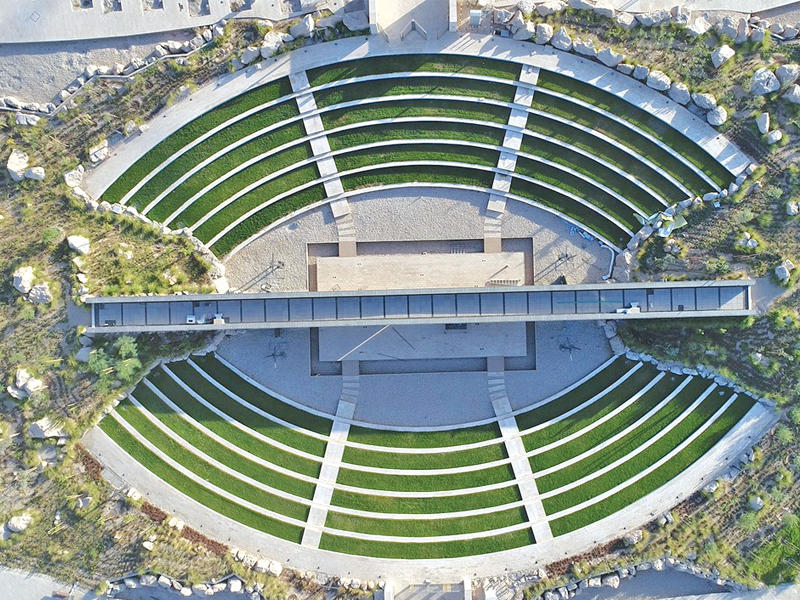 صورة جوية للمسرح