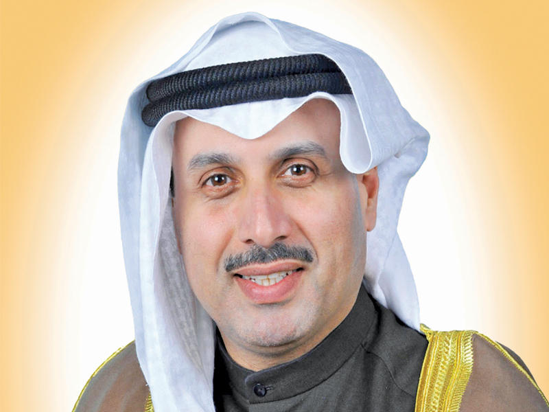  نائب رئيس مجلس الوزراء وزير الدفاع الشيخ حمد الجابر